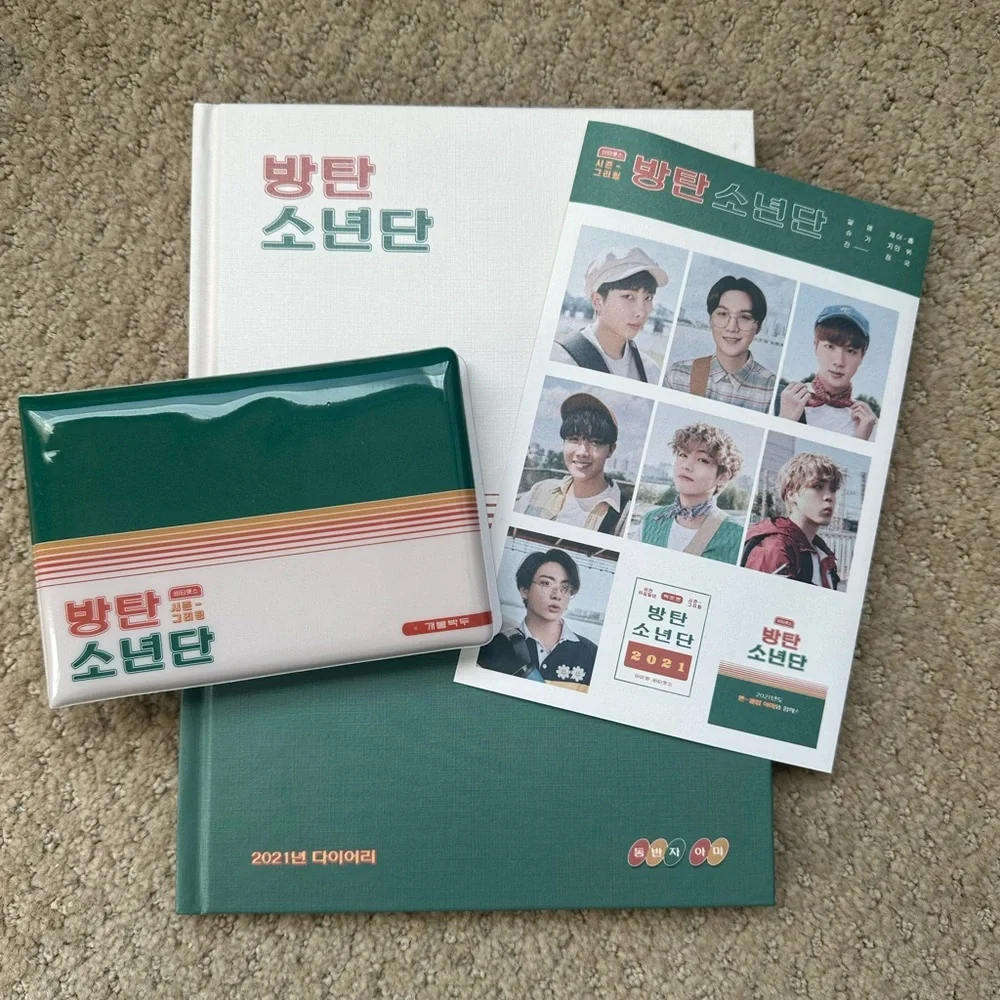 Official BTS 2021 Seasons Greetings DVD Box Set - Picture 5 of 7
